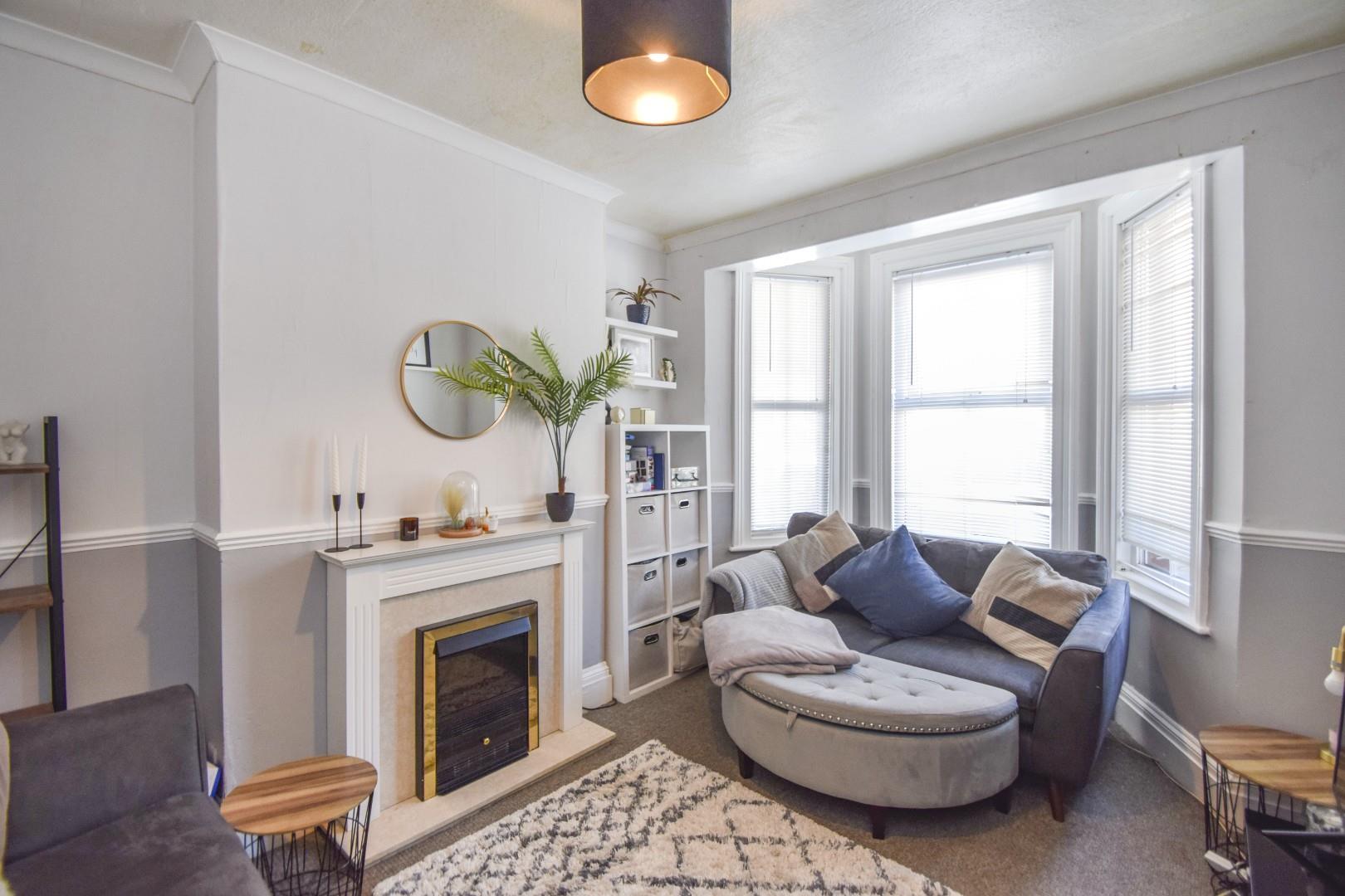 Western Road, Eastbourne, BN22 8HS