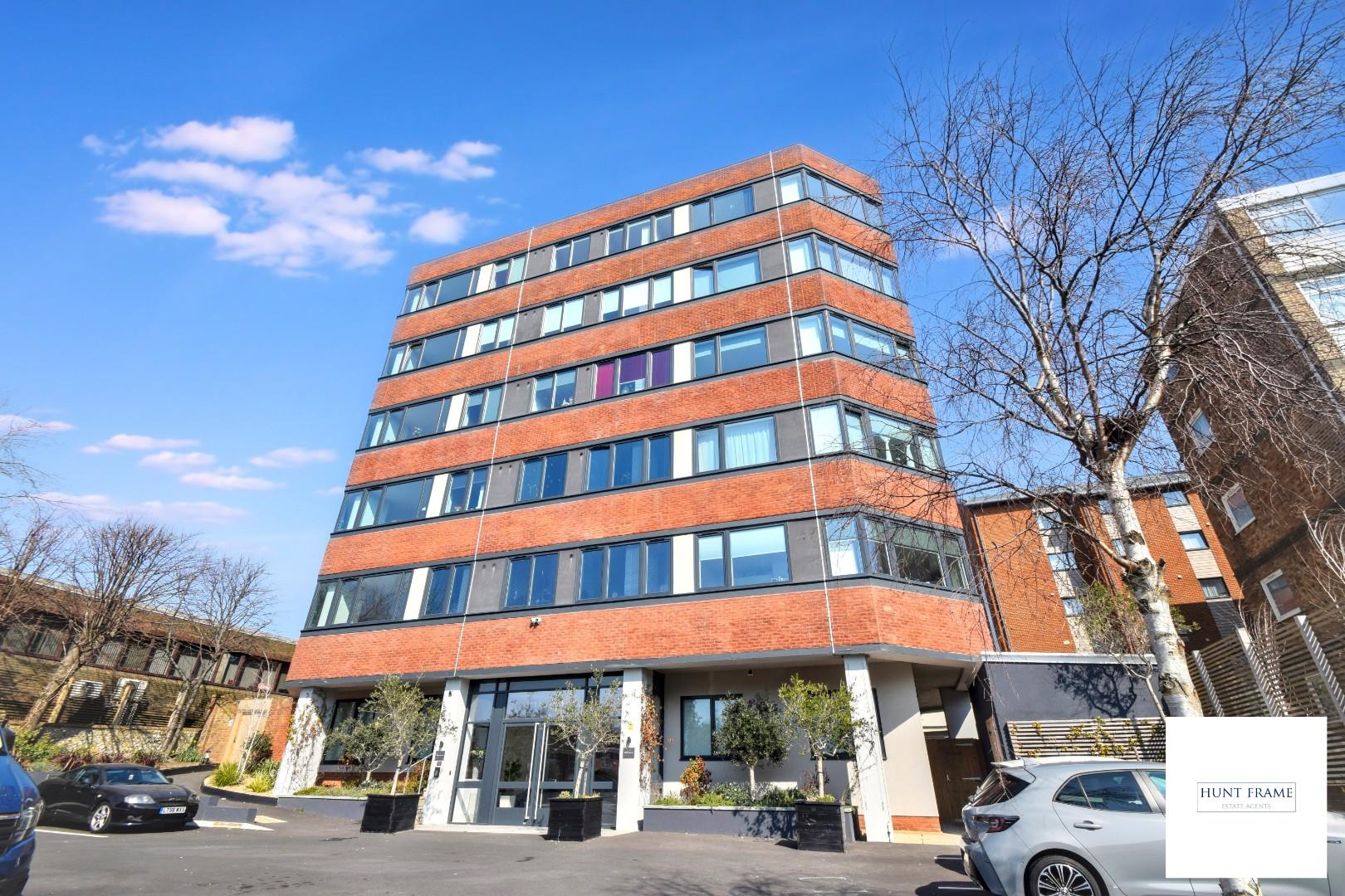 Upperton Road, Eastbourne, BN21 1AG