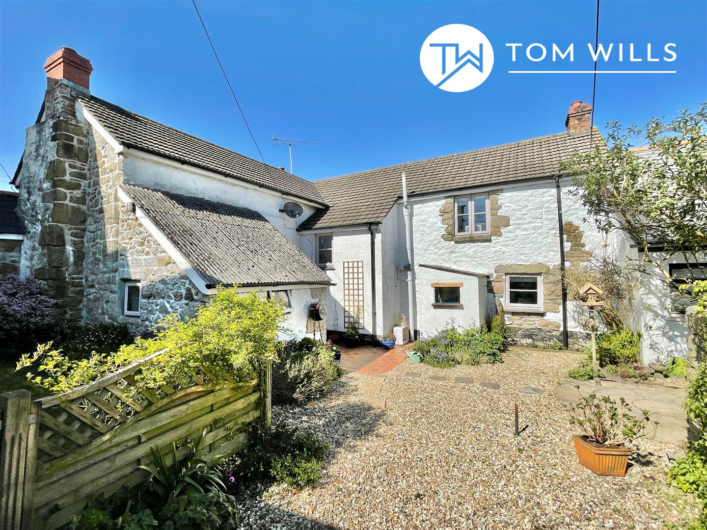 Property in Fore Street, Constantine, Falmouth, Cornwall, TR11 5AB