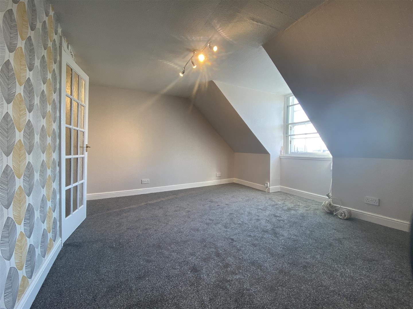 Property in Main Street, Perth, PH2