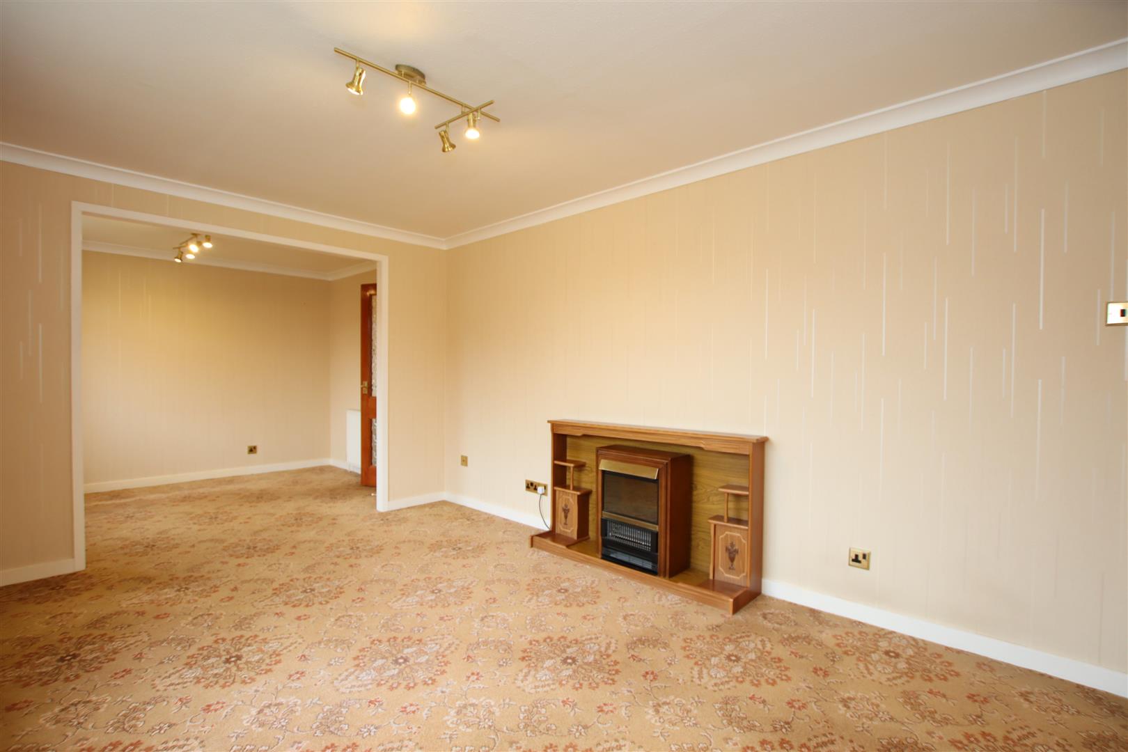 Property in Moyness Park Drive, Blairgowrie, PH10