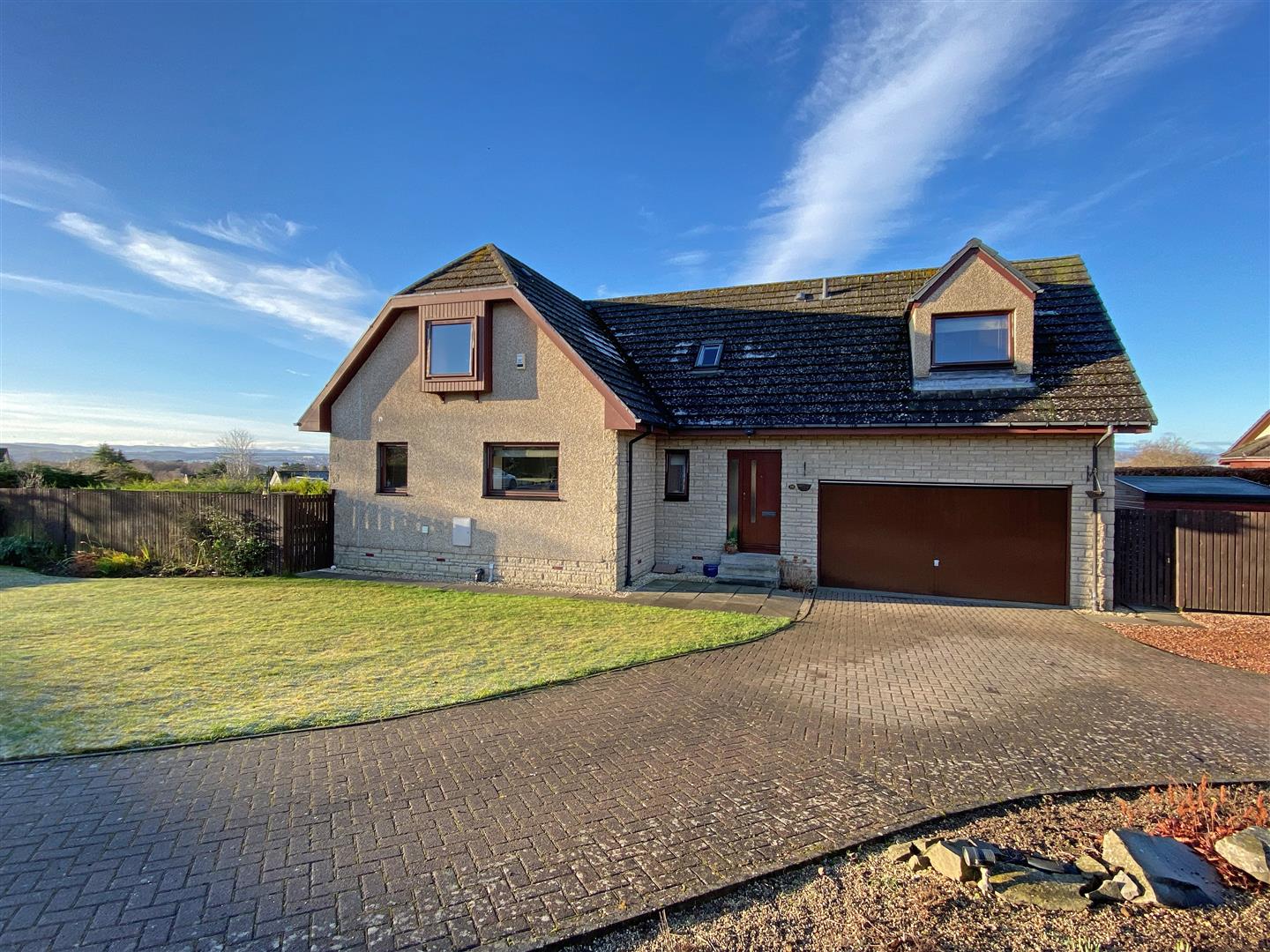 Property in 39 Highfield Road, Scone, PH2