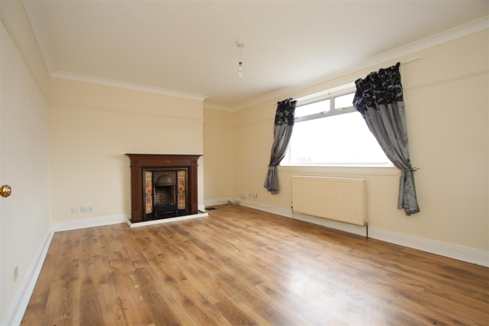 Property in Glengarry Road, Perth, PH2