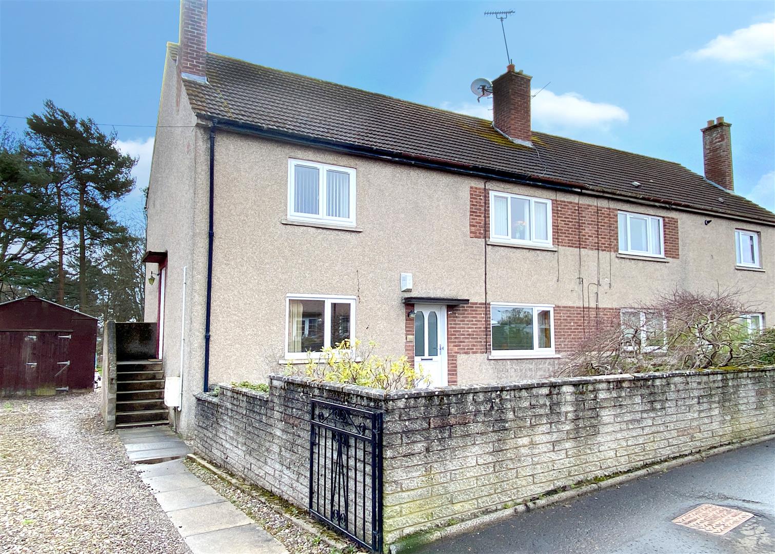 Property in Strathtay Road, Perth, PH1