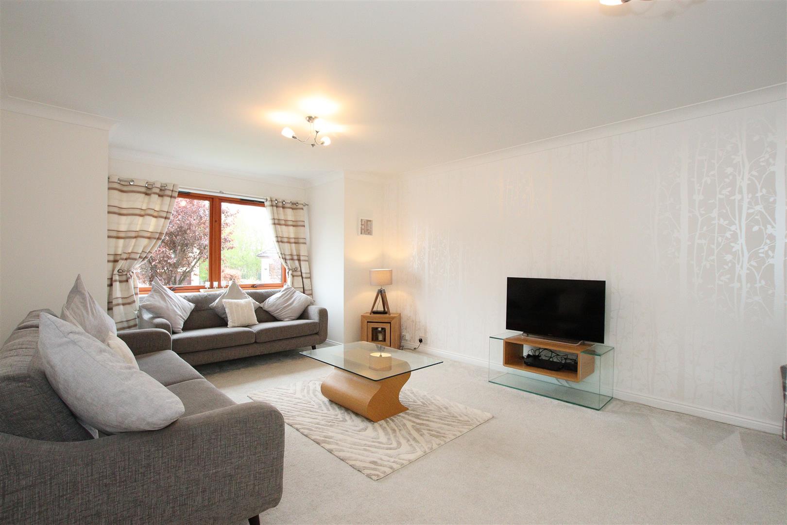 Property in David Douglas Avenue, Scone, PH2