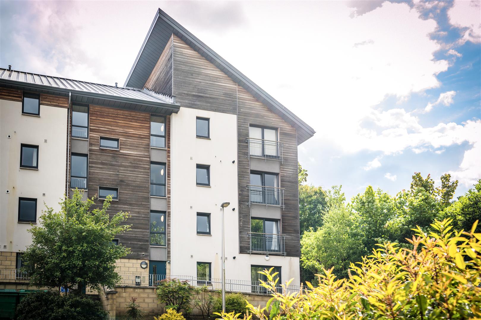 Property in Morris Court, Perth, PH1