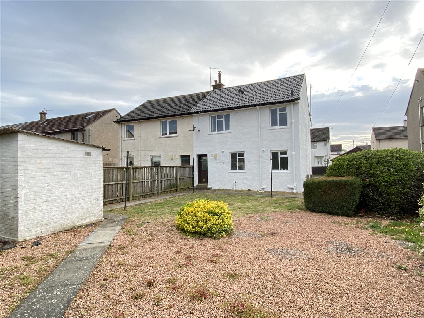 Property in Kintillo Place, Bridge Of Earn, PH2