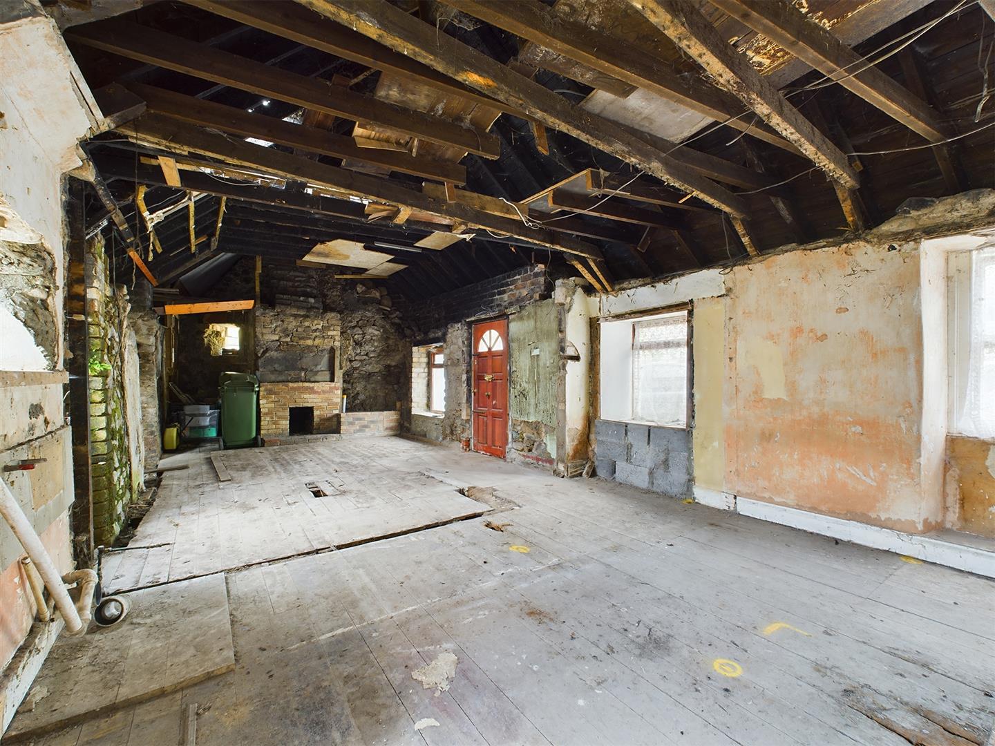 Property in Main Street, PH2