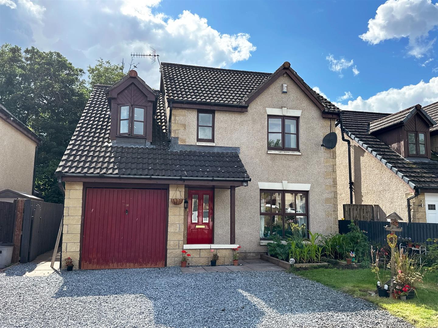 Property in Innewan Gardens, Bankfoot, PH1