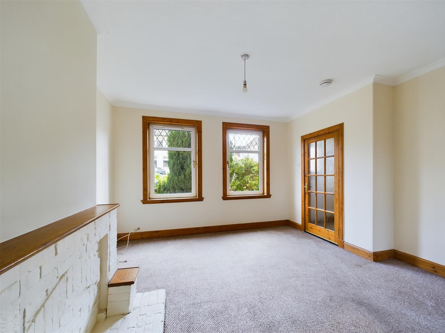 Property in Hall Park, PH2