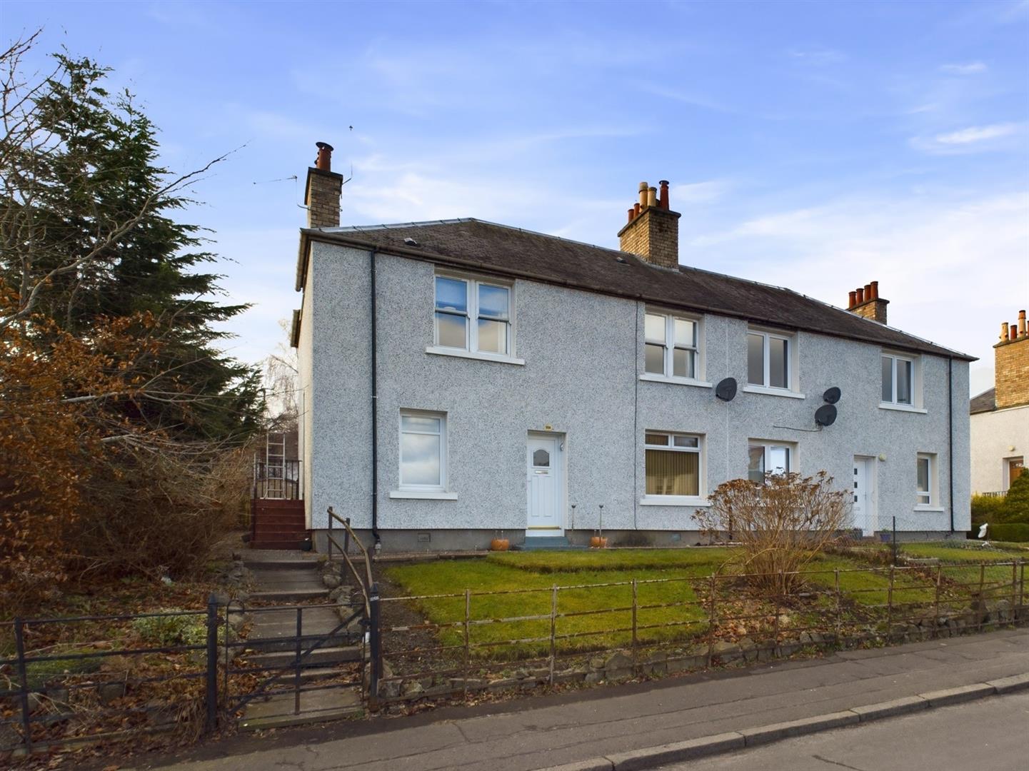 Property in Darnhall Drive, Perth, PH2