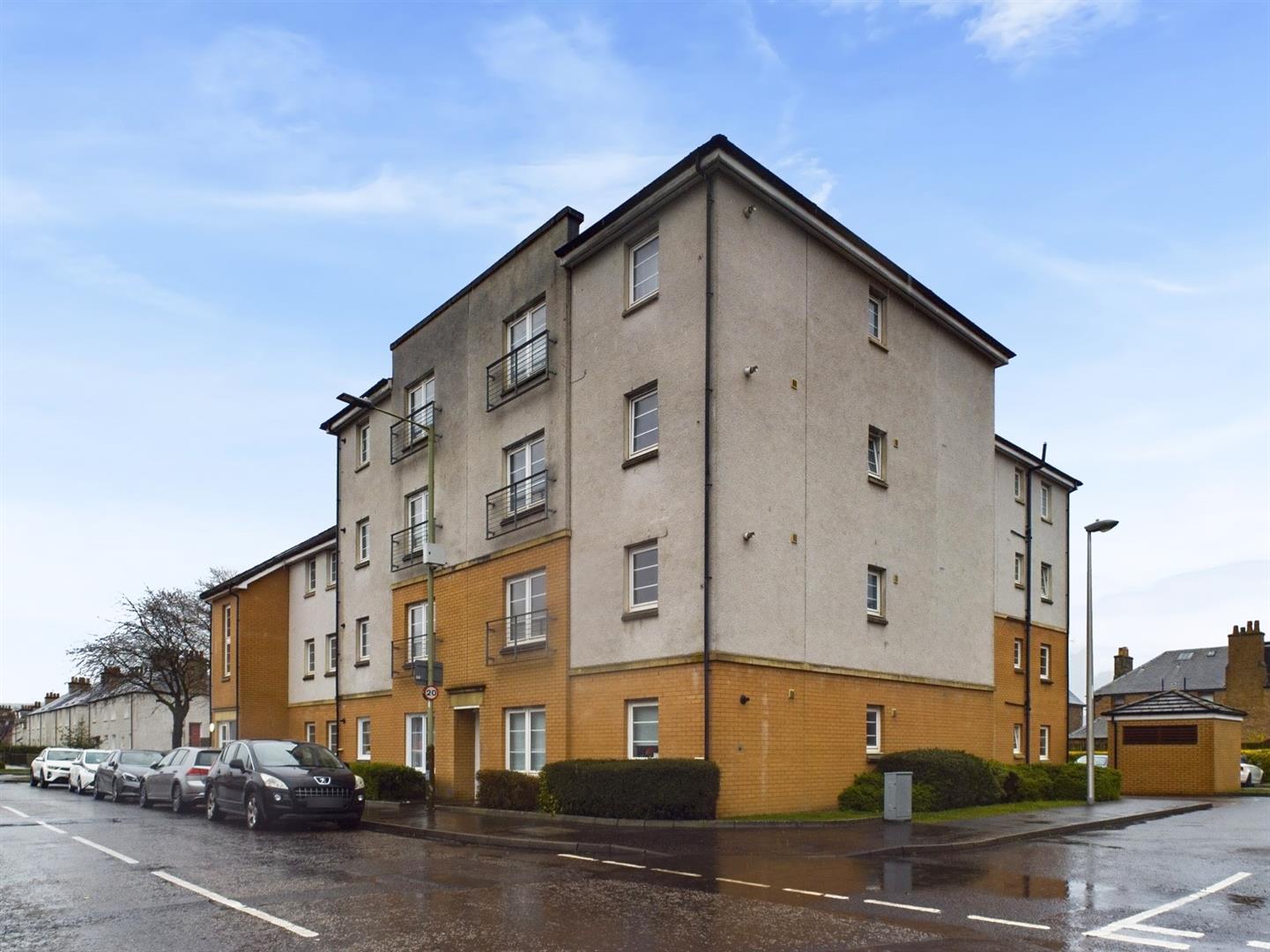 Property in Florence Court, Perth, PH1