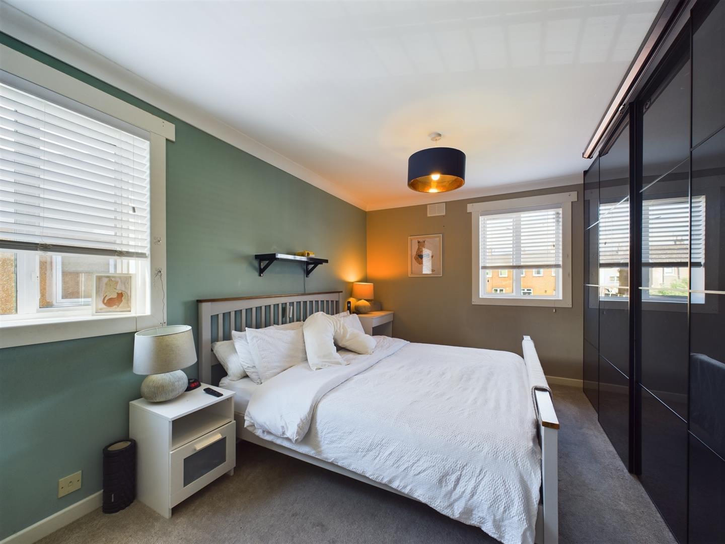 Property in Lumsden Crescent, Almondbank, PH1