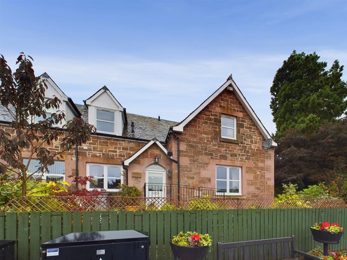 Property in Airlie Street, Alyth, PH11