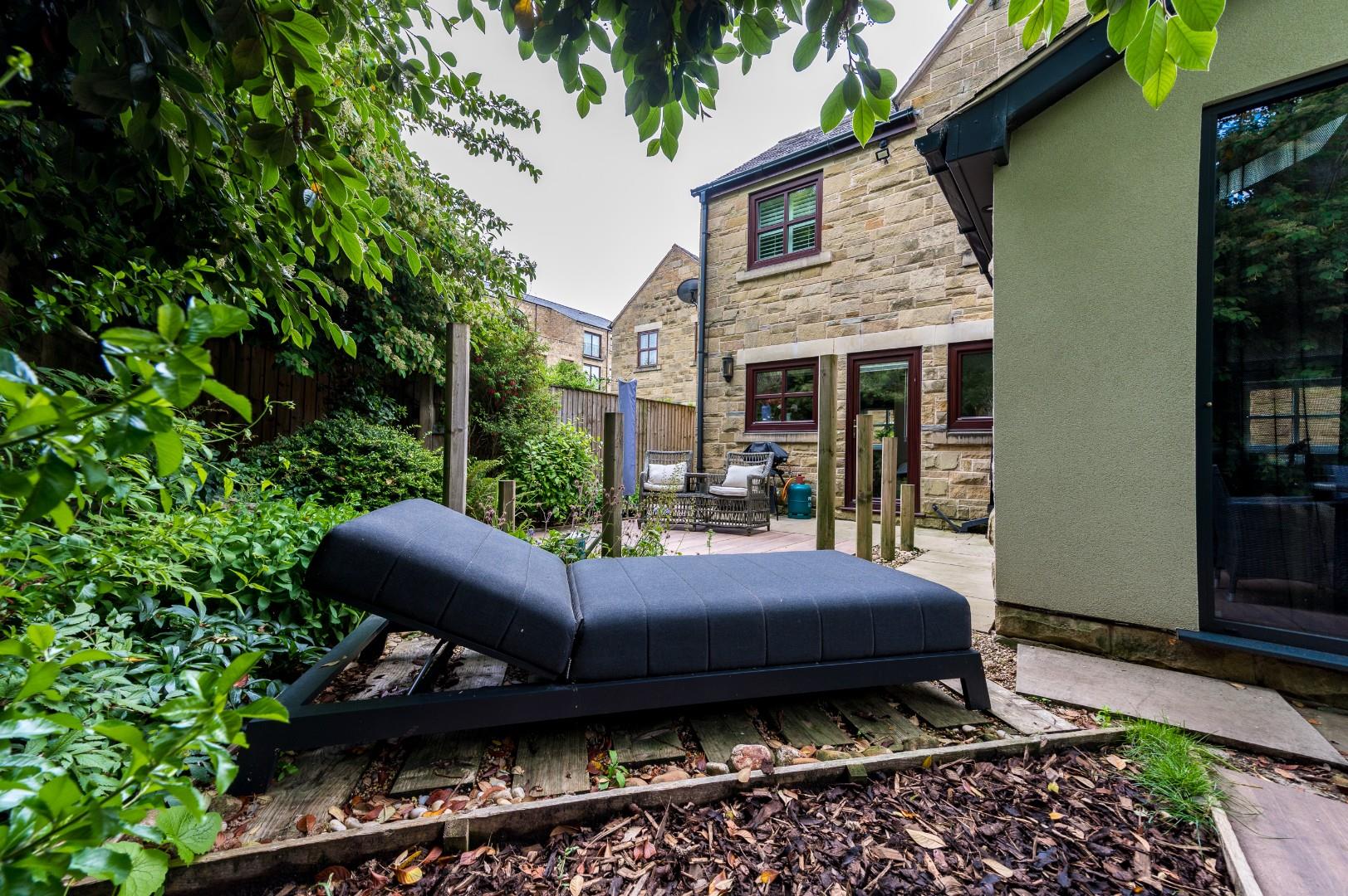 Property in Hardcastle Close, Bradshaw, Bolton, Lancashire, BL2 4NR