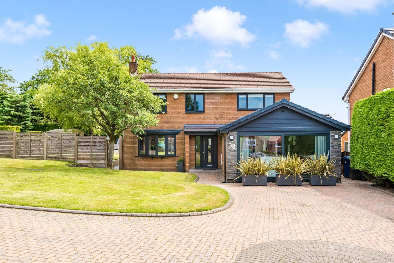 Property in Larkfield Close, Greenmount, Bury, Lancashire, BL8 4QJ