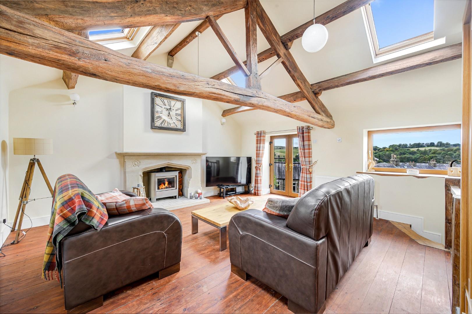 Property in Clough End Road, Haslingden, Rossendale, Lancashire, BB4 5AN