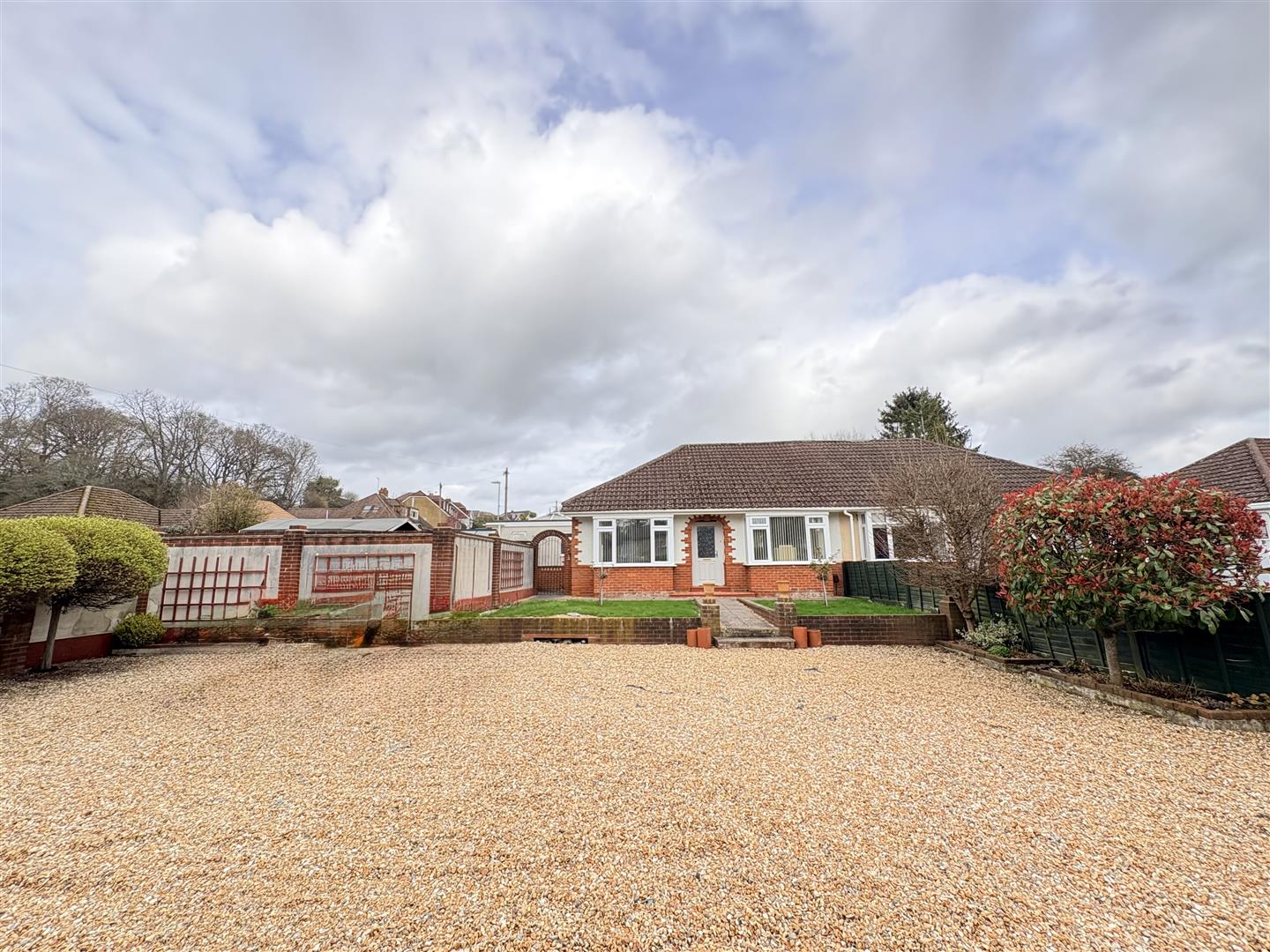 Lovedean Lane, Waterlooville, PO8