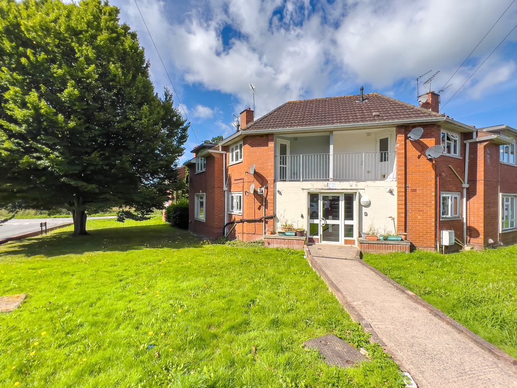 Property in Mount Wear Square, Exeter, EX2 7BW