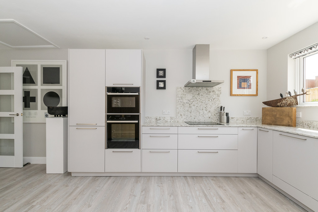 Property in Knowle Drive, Sidmouth, EX10 8HW