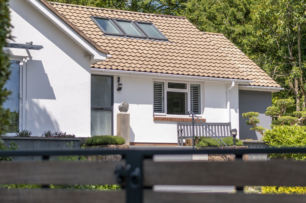 Property in Knowle Drive, Sidmouth, EX10 8HW