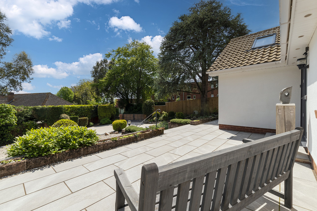 Property in Knowle Drive, Sidmouth, EX10 8HW