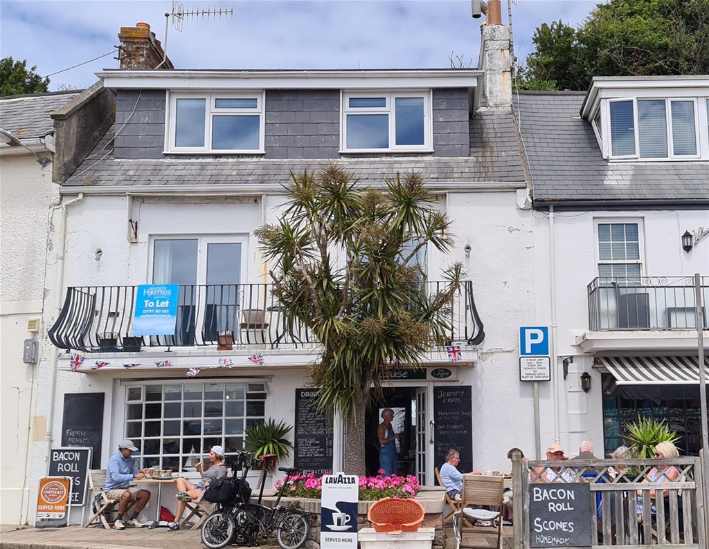 Property in Gorey Pier, Jersey, JE3