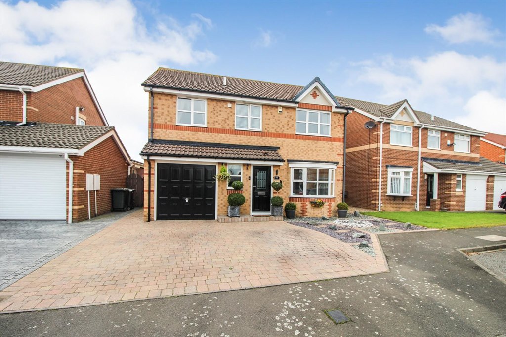 Richardsons Estates in North Shields