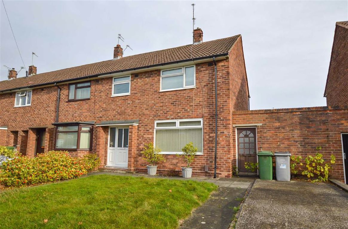 Property in Dovedale Avenue, Eastham, Wirral, CH62 8DD