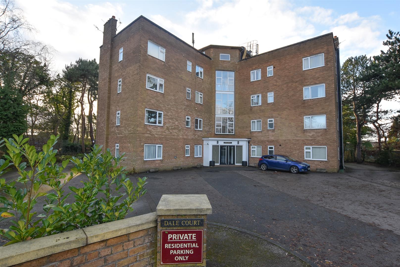 Property in Dale Court, Telegraph Road, Heswall, Wirral, CH60 7SH