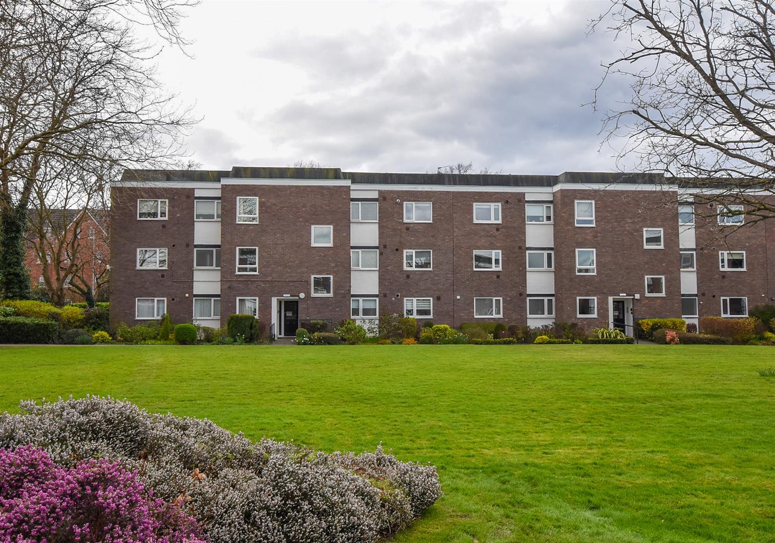 Property in Lancelyn Court, Spital, Wirral, CH63 9JL