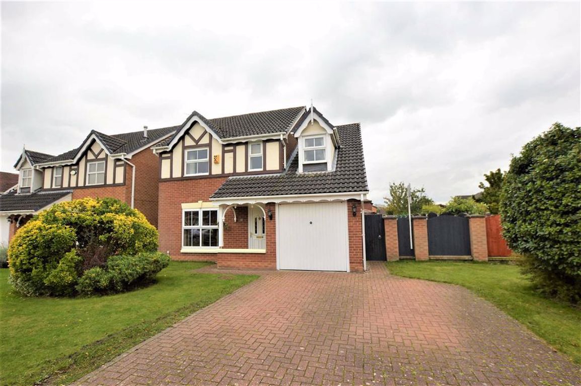 Property in Turnberry Close, Moreton, Wirral, CH46 6JJ