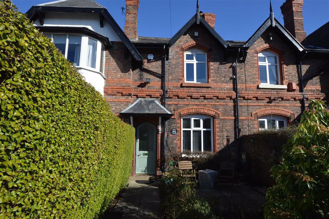 Property in Bidston Road, Prenton, Wirral, CH43 6TN