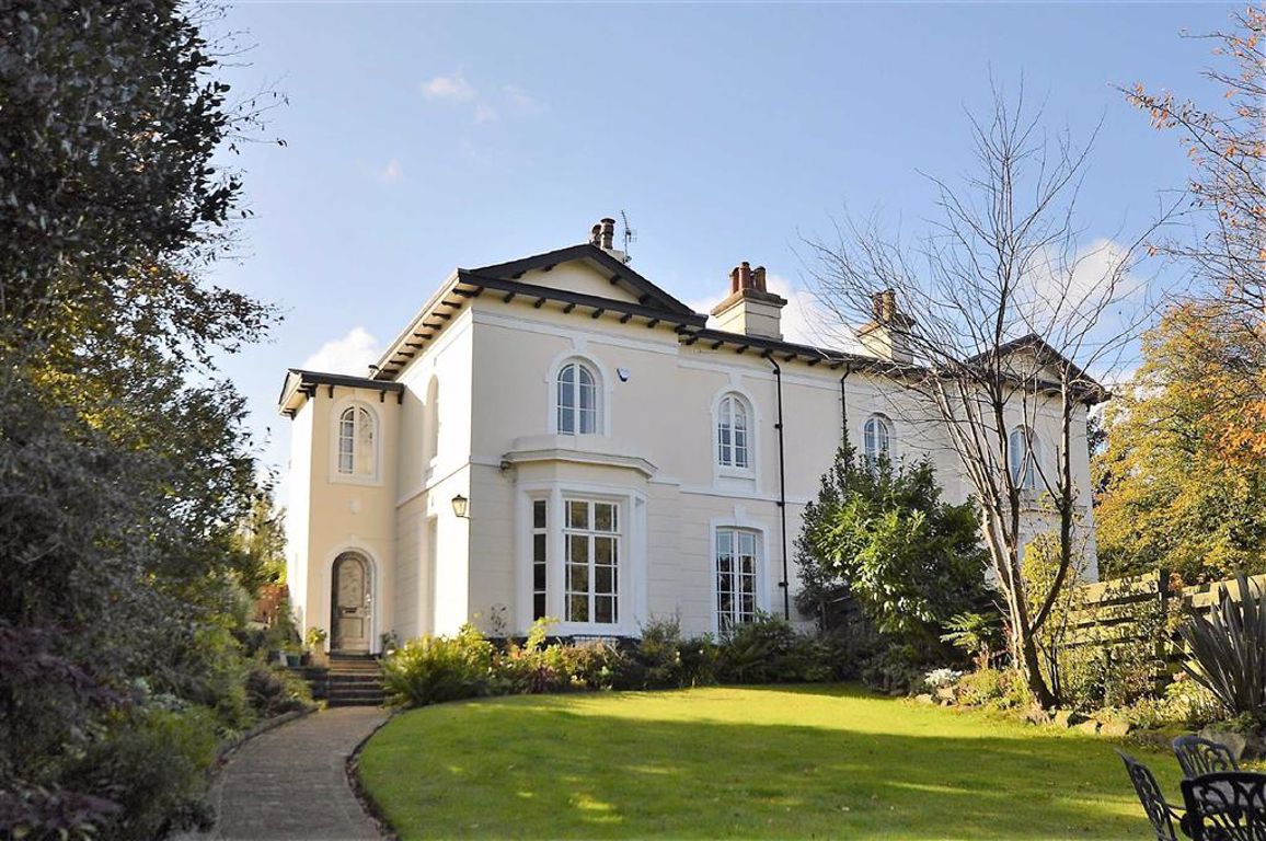 Property in Roslin Road, Oxton, Wirral, CH43 5TA