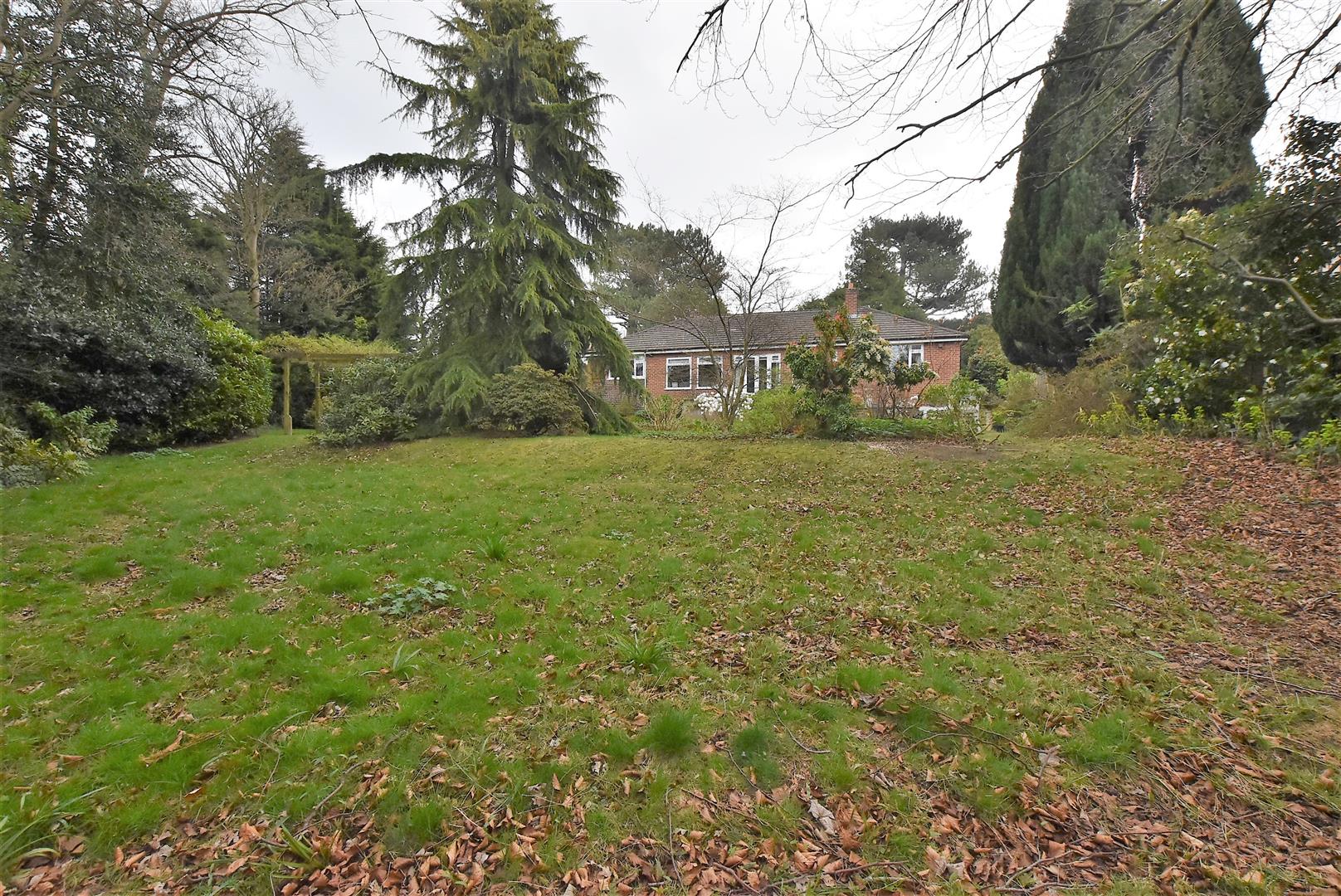 Property in Vyner Road South, Noctorum, Wirral, CH43 7PP