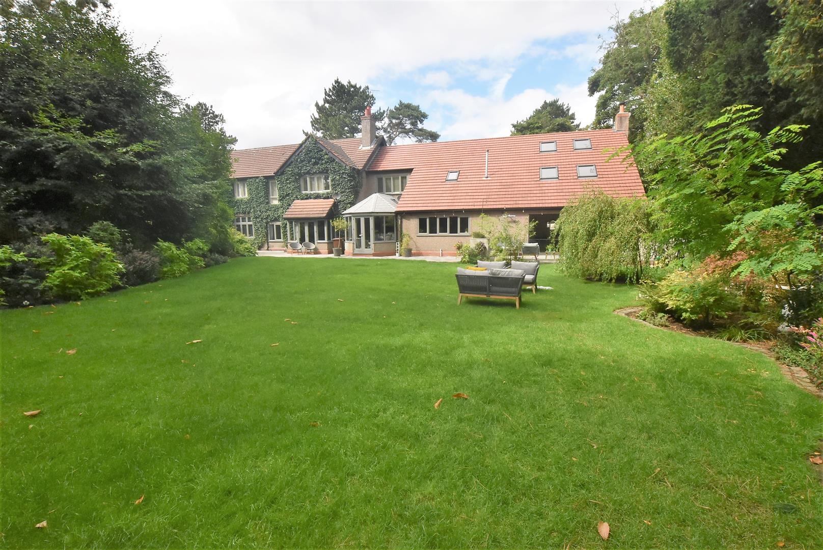 Property in Mere Farm Road, Noctorum, Wirral, CH43 9TX