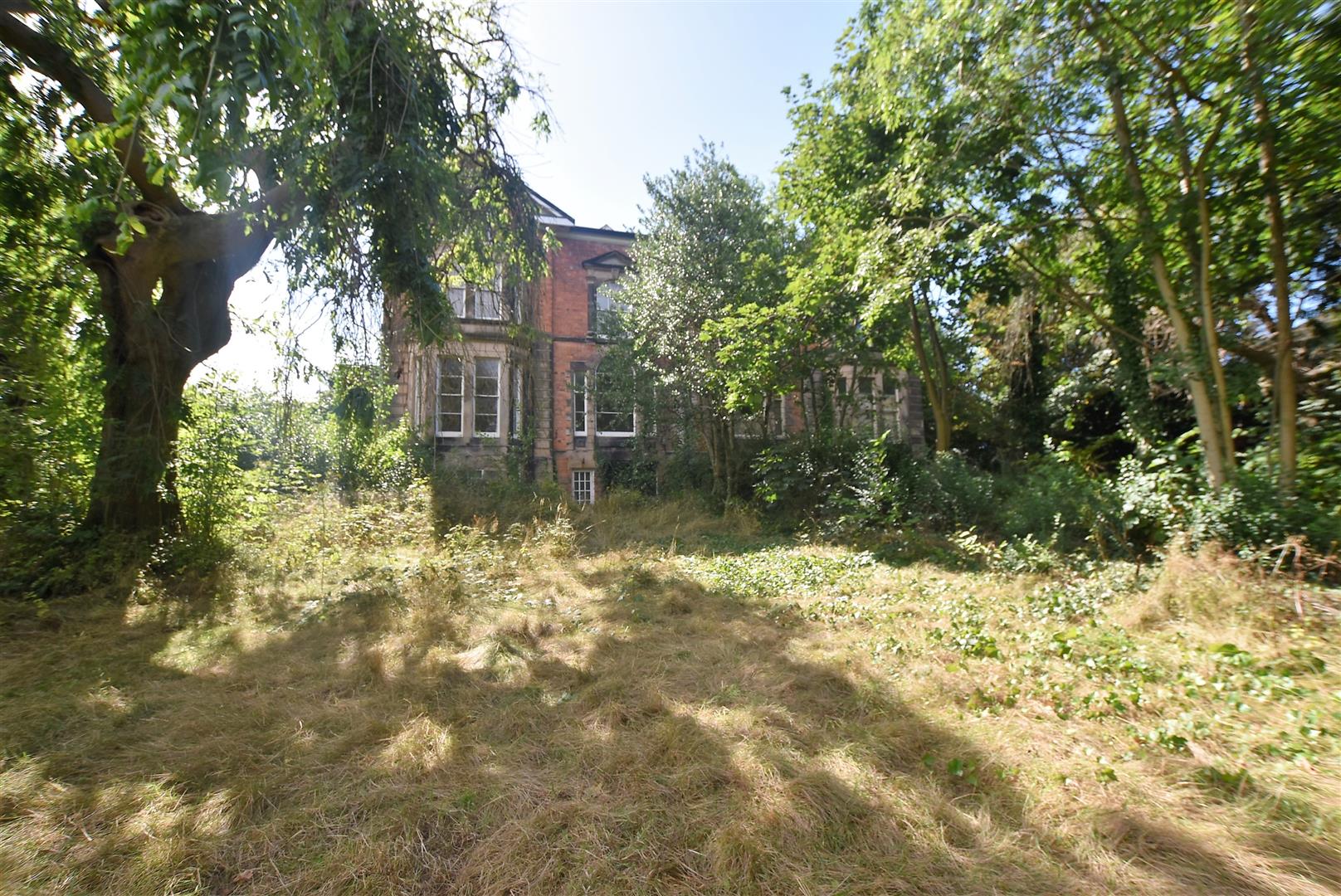 Property in Shrewsbury Road, Oxton, Wirral, CH43 1UU