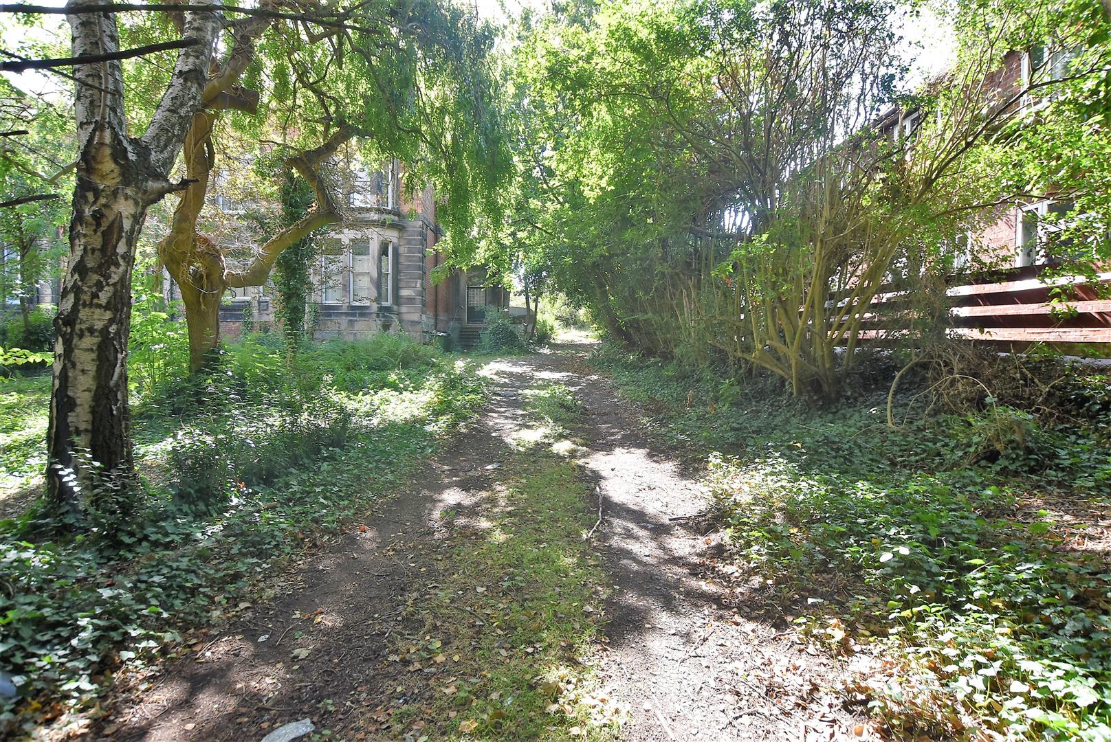 Property in Shrewsbury Road, Oxton, Wirral, CH43 1UU