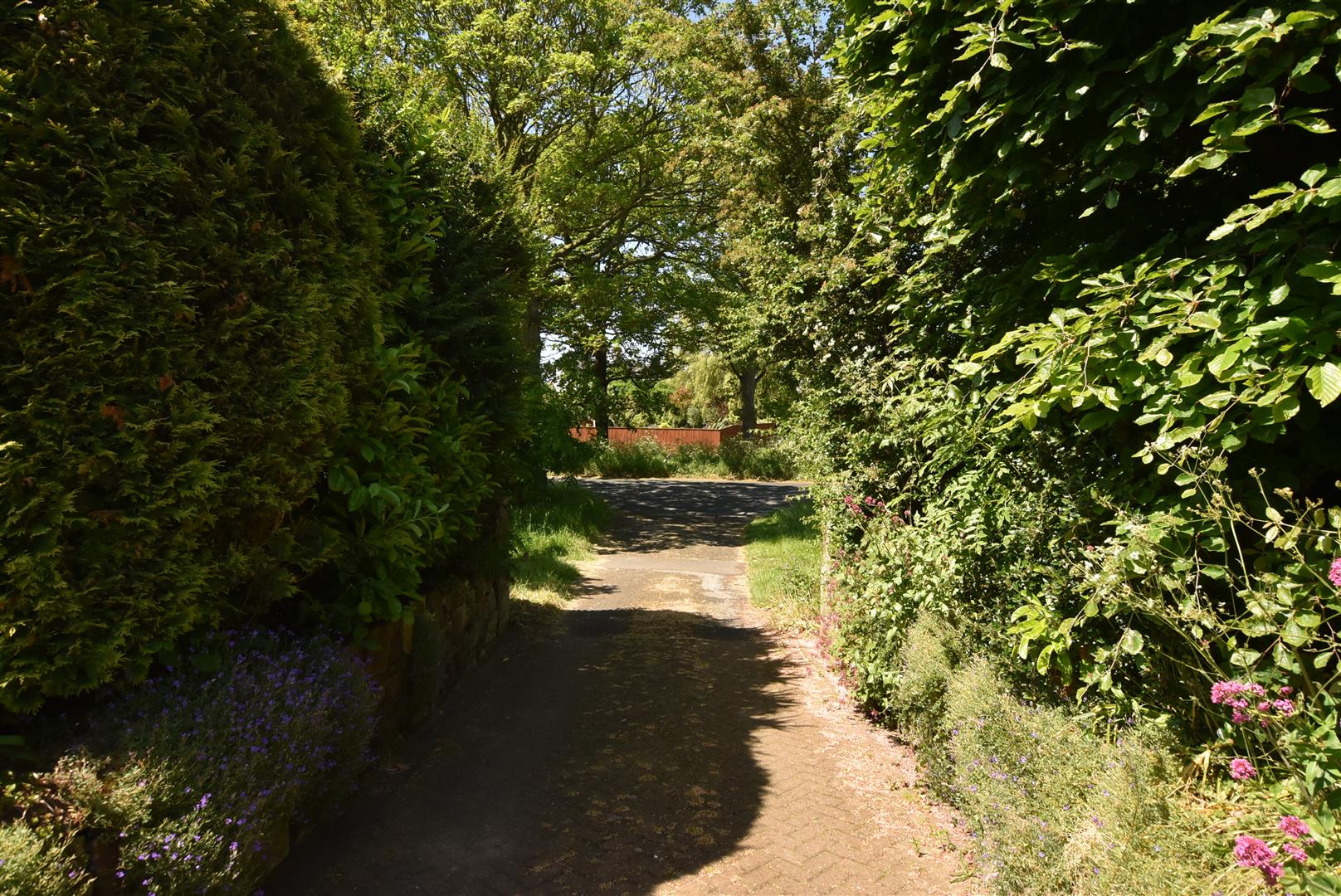 Property in Lever Causeway, Storeton, Wirral, CH63 6HT