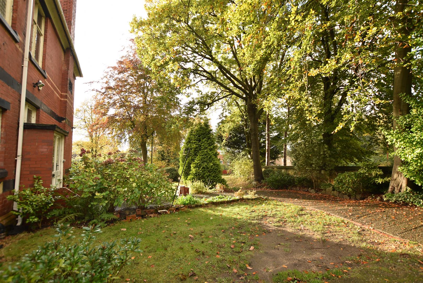 Property in Talbot Road, Oxton, Wirral, CH43 2HJ