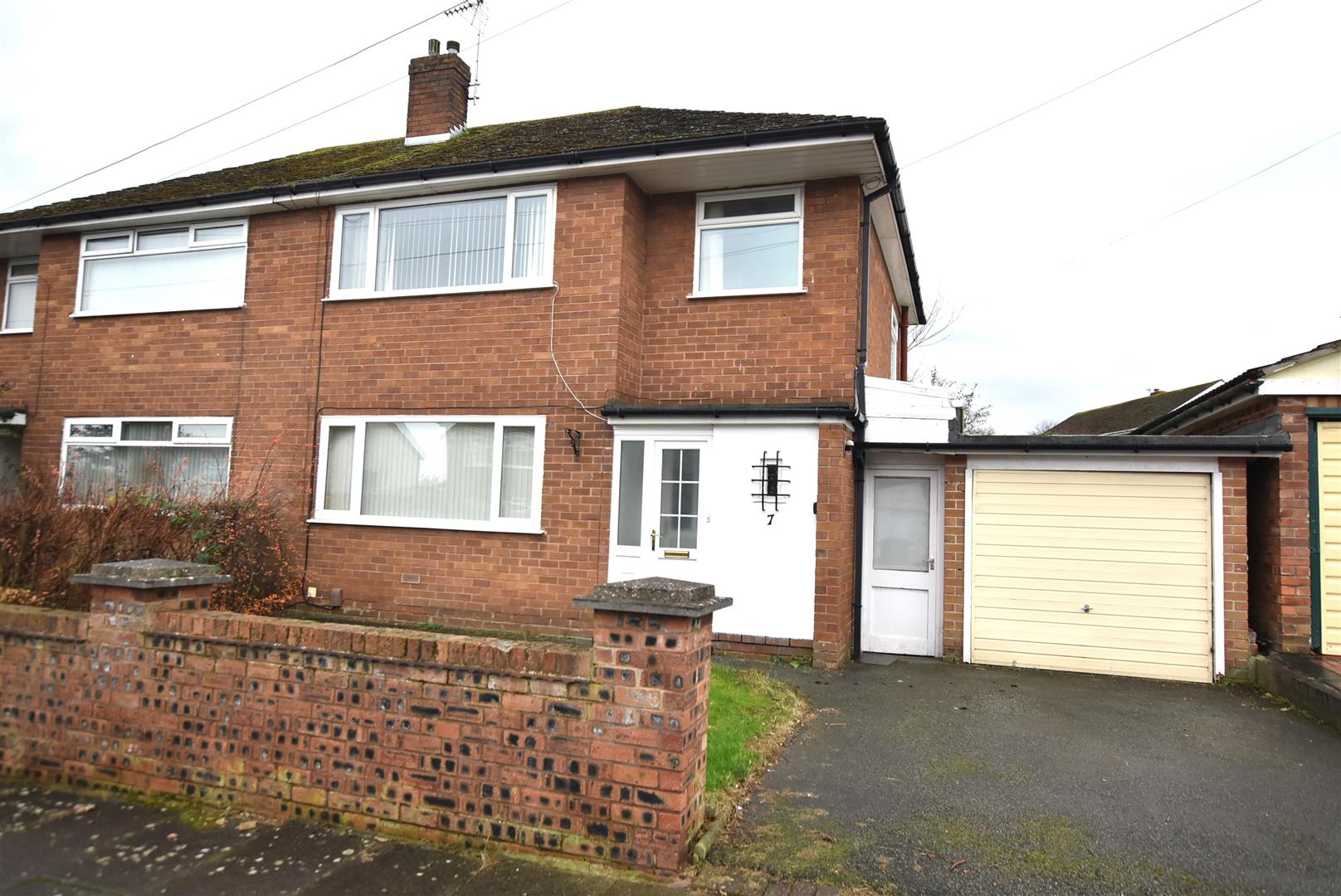 Property in Crewe Green, Arrowe Park, Wirral, CH49 5NU