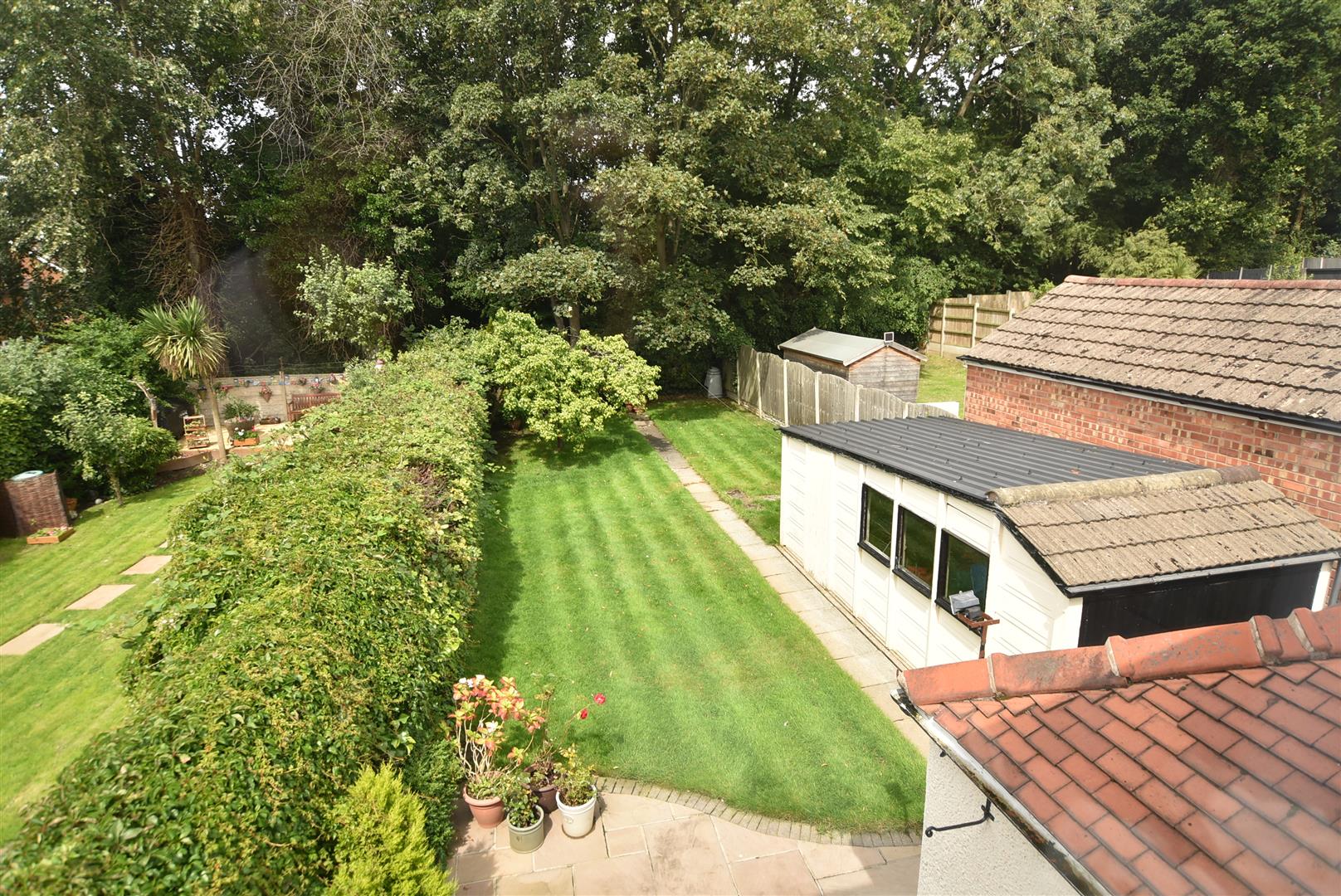 Property in Highfield South, Bebington Border Rock Ferry, Wirral, CH42 4NF