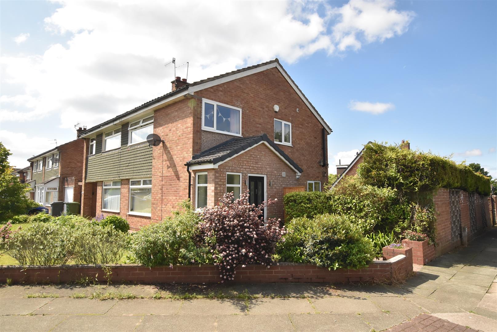 Property in Tarporley Close, Prenton, Wirral, CH43 2HX