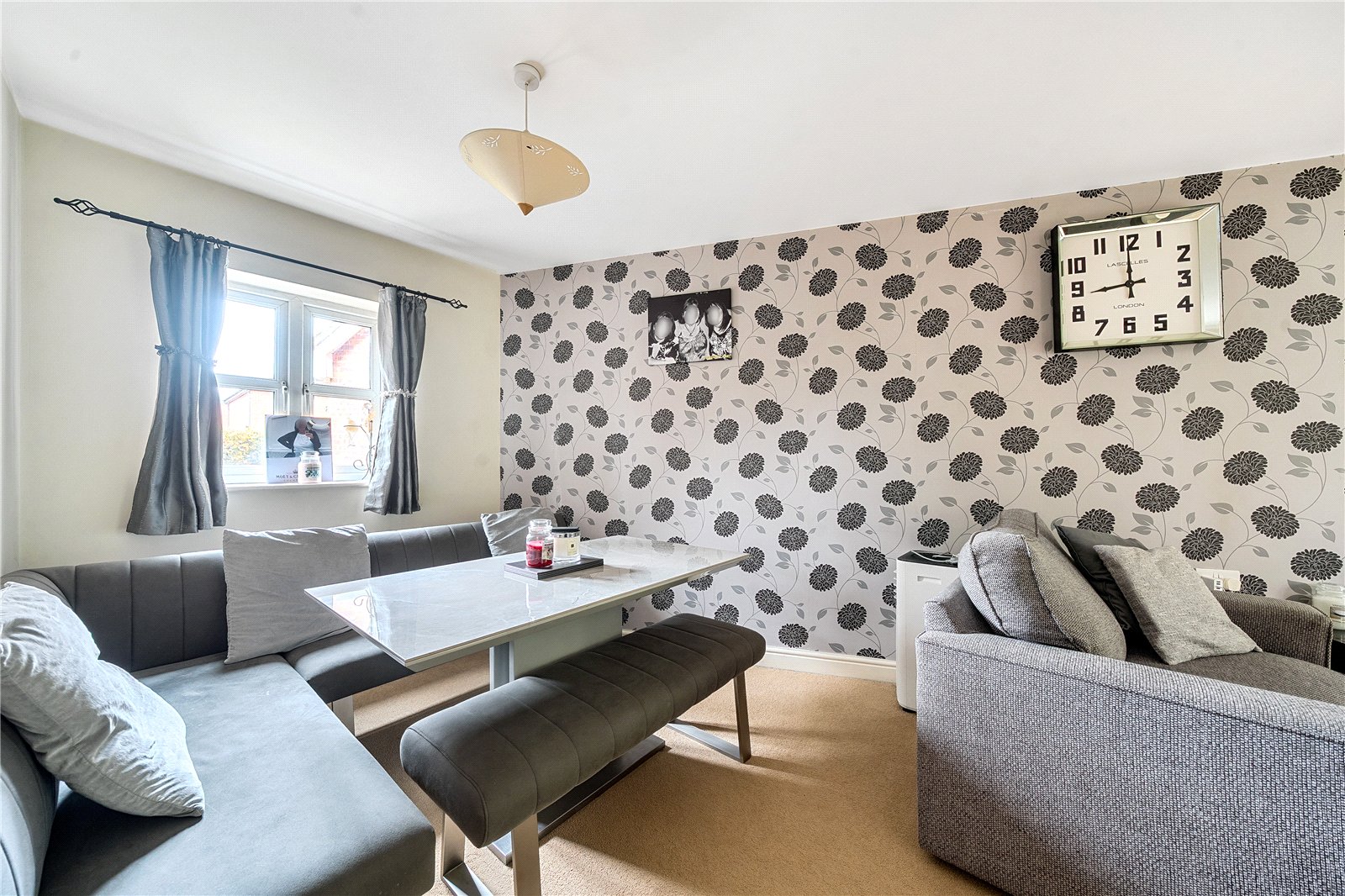 Songbird Close, Reading, RG2