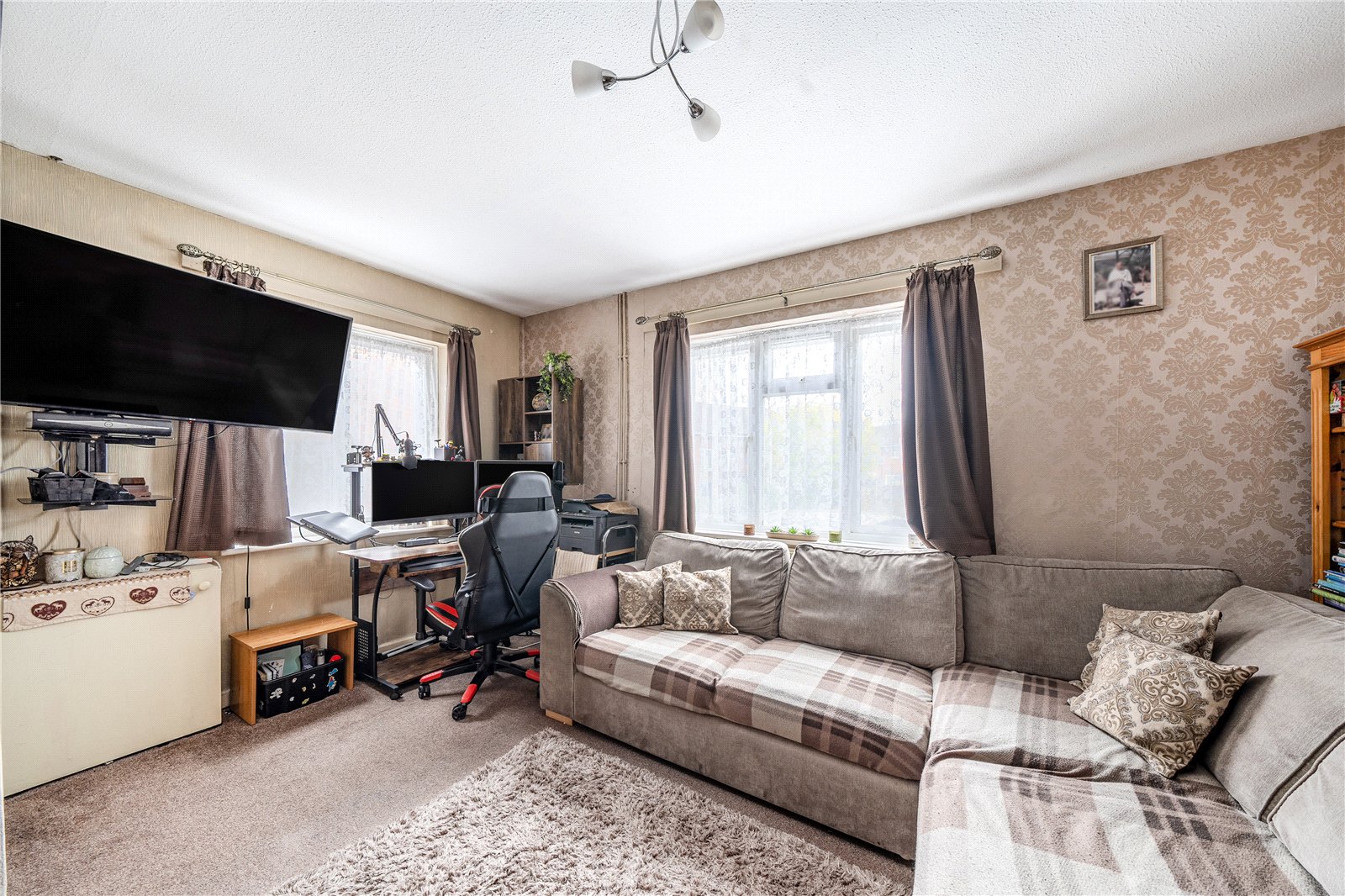 Modbury Gardens, Reading, RG2