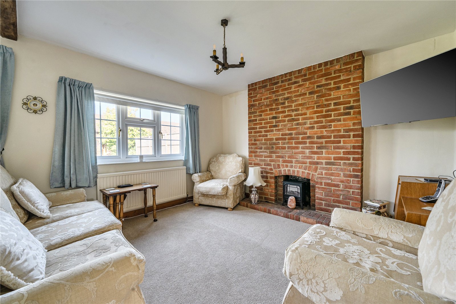 Crockhamwell Road, Reading, RG5