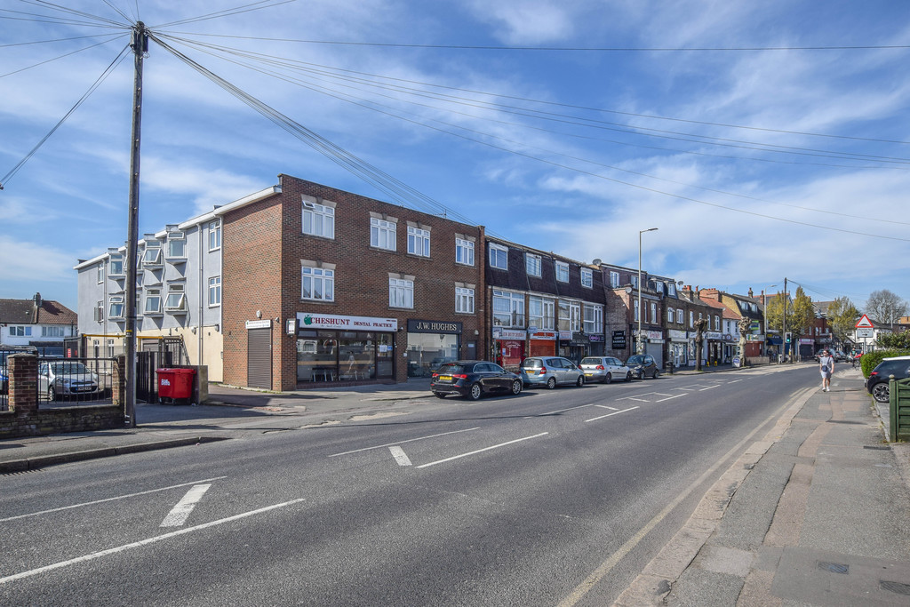 Turners Hill, Waltham Cross, EN8
