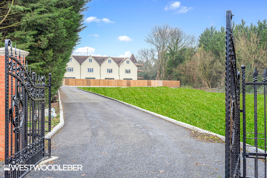 Daws Hill, London, E4