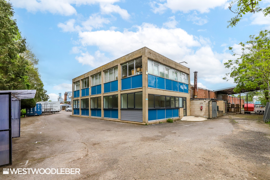 Marsh Lane, Ware, SG12