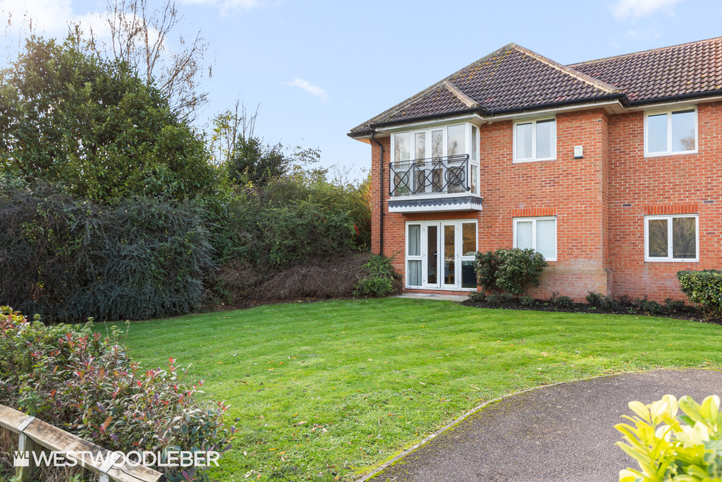 Crane Mead, Ware, SG12